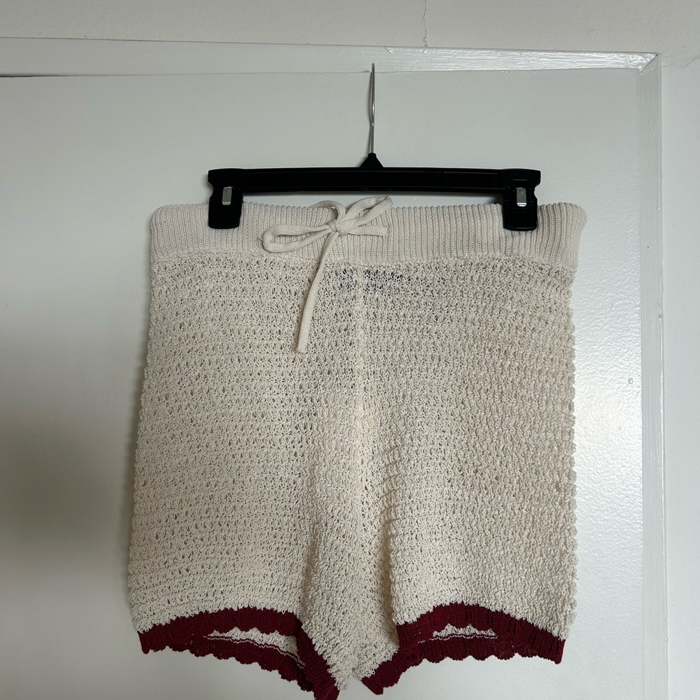 Zara Cream Knit Shorts with Red Trim